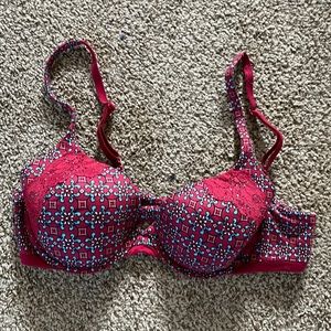 Victoria’s Secret bra